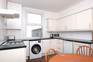 Kitchen- click for photo gallery